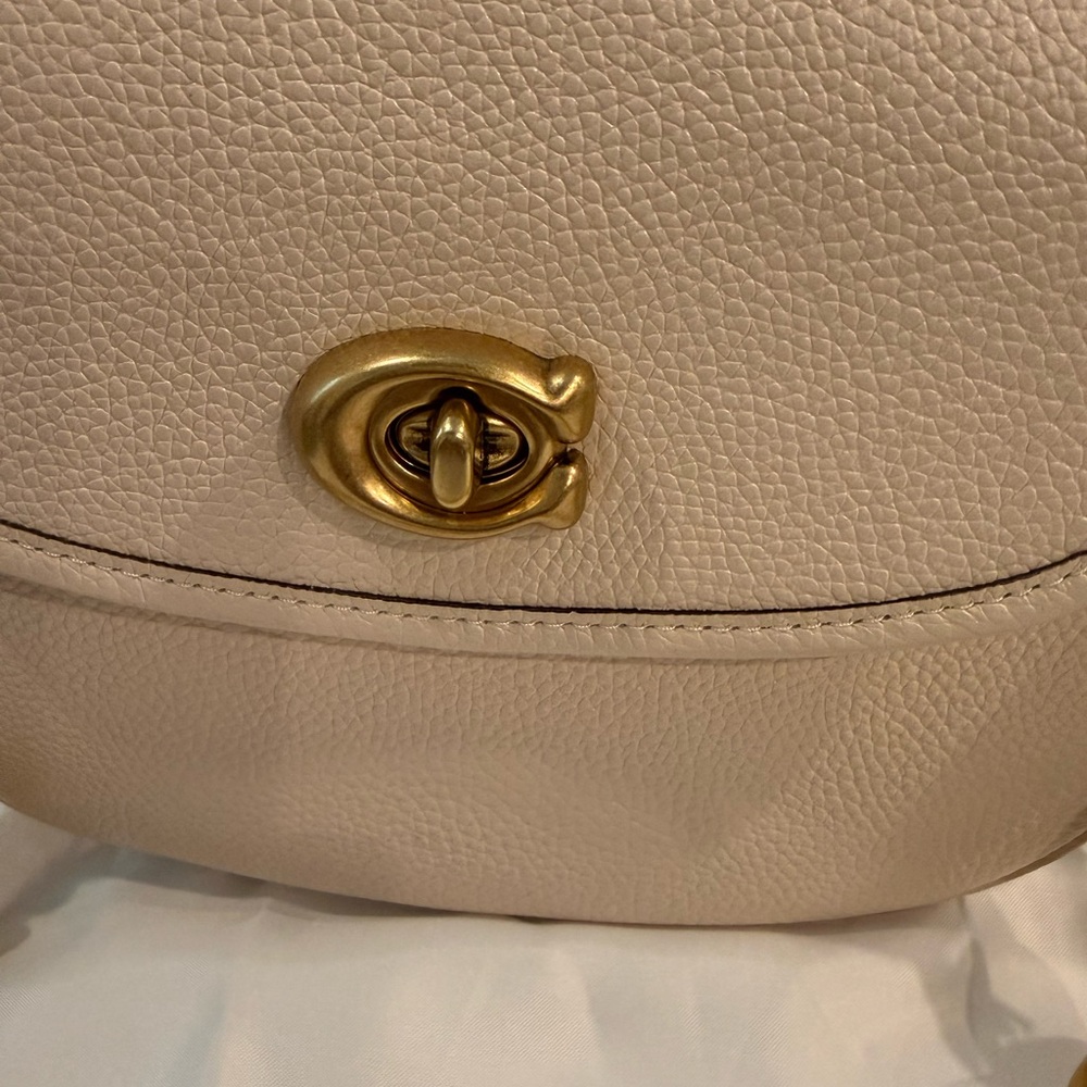 Coach Leather Shoulder/Crossbody Bag with Chunky Gold Chain Strap - Picture 7 of 12